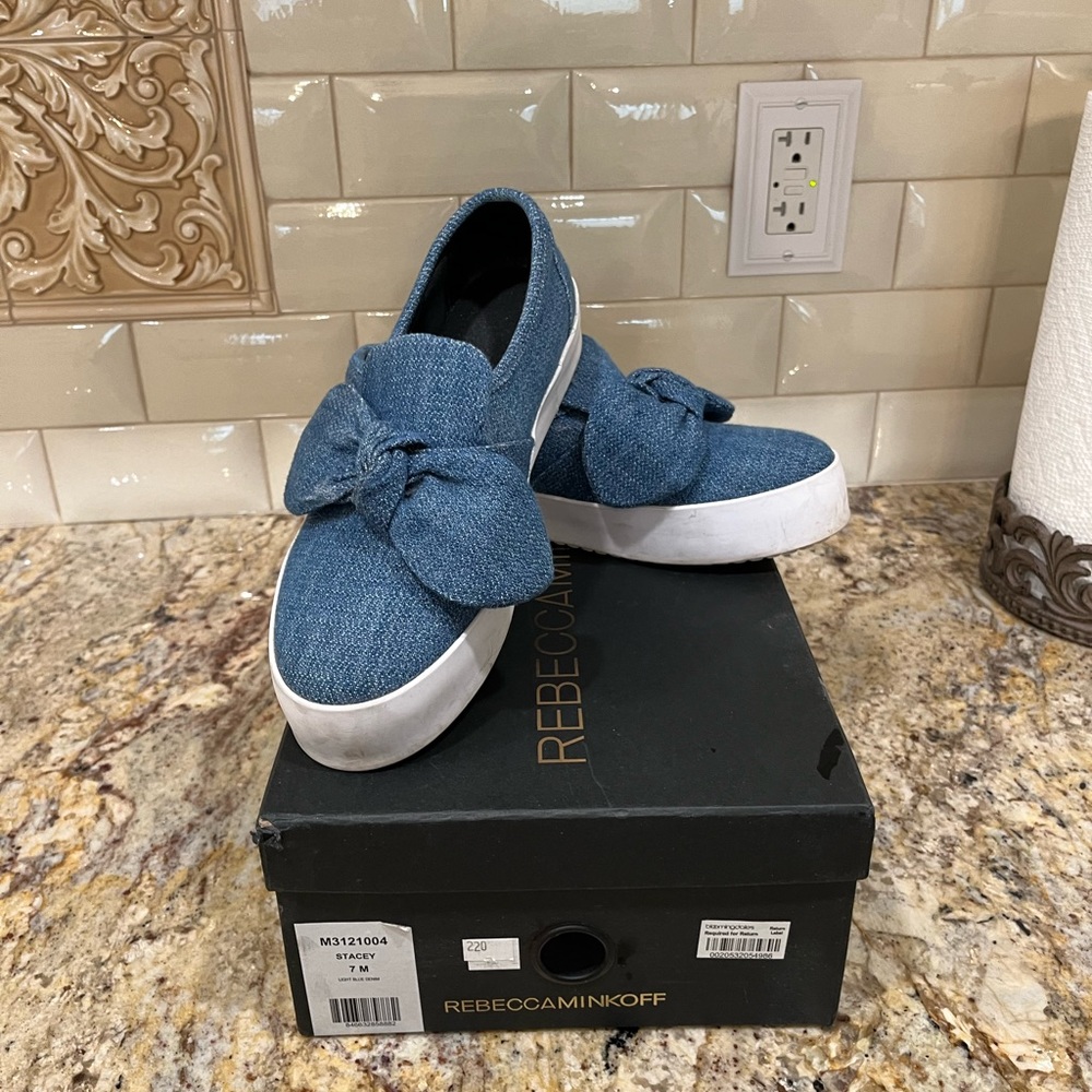 Denim blue sneakers size 7